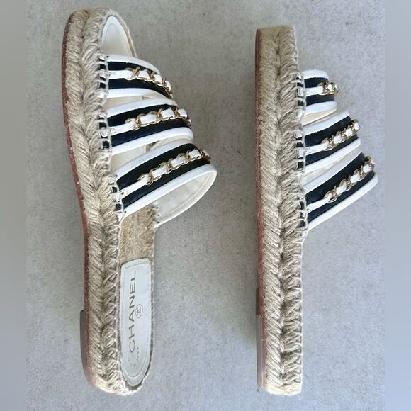 CHANEL Chain Lambskin Espadrille Slip On Sandals  EU 37 US 6-6.5 Black & White - Picture 5 of 13